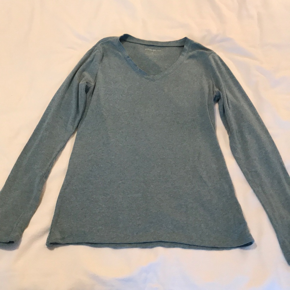 Blue-Green long sleeve tee ⭐️